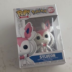Funko Pop Pokémon Sylveon Figure in Pink and White